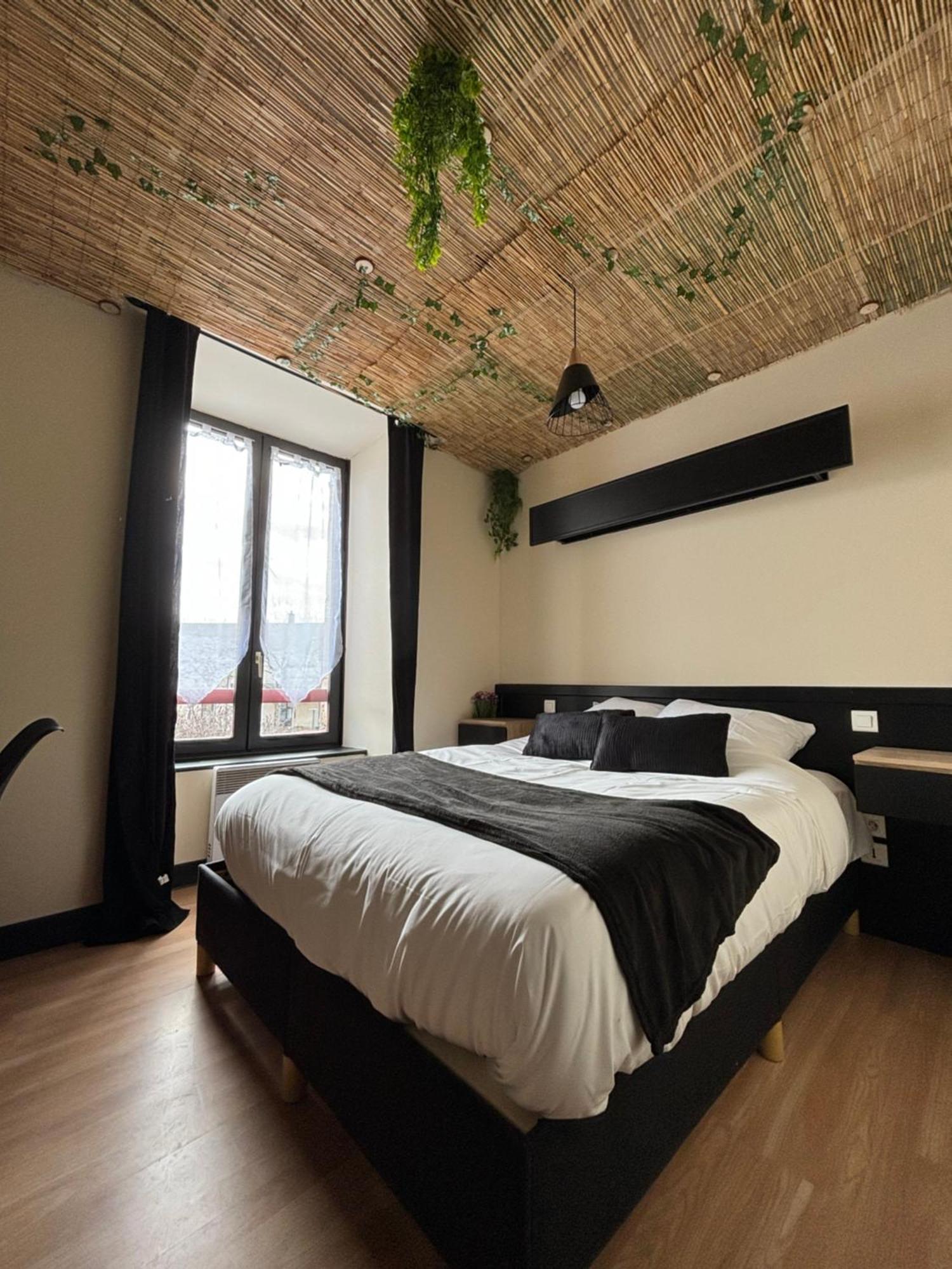 Hotel De La Gare Severac Dış mekan fotoğraf
